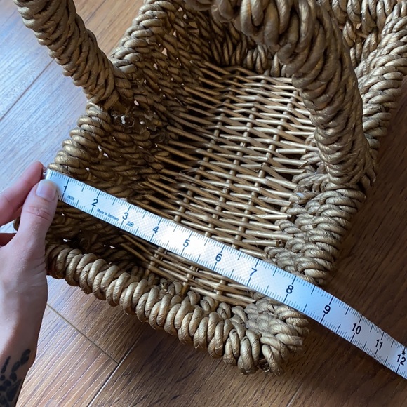 Golden brown big braided wooden basket with big handle rectangle organiz… - Picture 8 of 13